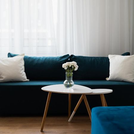Nice Apartment - Near Sky Tower - Private Parking Wroclaw Bagian luar foto