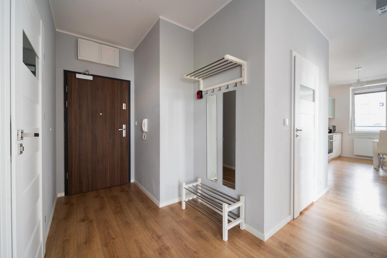 Nice Apartment - Near Sky Tower - Private Parking Wroclaw Bagian luar foto